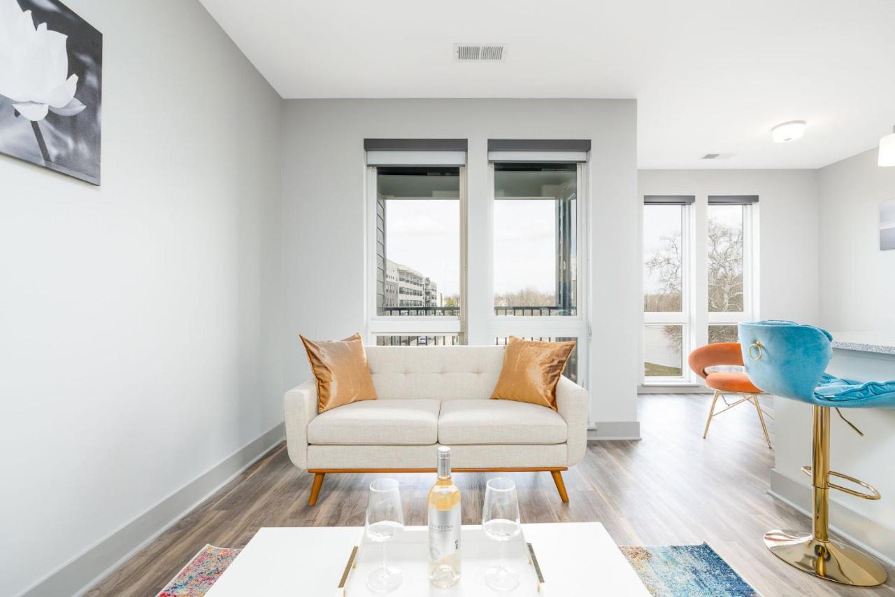 Stylish 1Br Apartment With View อินเดียนาโพลิส ภายนอก รูปภาพ